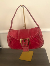 CÉLINE Pink Shoulder Bag Gold Hardware Buckle Closure Inner Pockets Solid picture