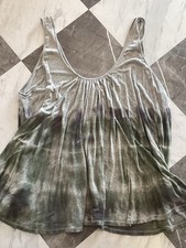 046 We The Free Scoop Neck Tank in Gray and Olive Green Tie-Dye picture