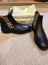 Authentic BURBERRY Men's ALLOSTOCK Black Leather Check Chelsea Boots 43 EU 10 US picture