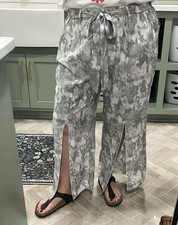 Shein Women’s XL Gray Abstract Wide-Leg Pants Tie Waist Closure picture