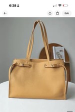 Women Full-Grain Leather Tote picture