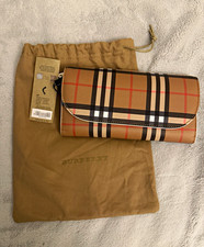 Burberry Henley Vintage Check Wallet on a chain white new w/tags picture