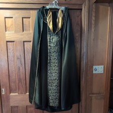 Gorgeous Custom Renaissance Women's Black&Gold 2 piece Embroidered Costume  picture