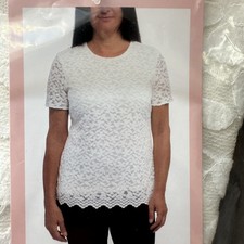 Teddi Rose Womens White Lace Blouse Short Sleeve Round Neck Floral Top NWT picture
