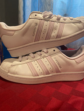 Superstar Women’s Low Top Sneakers 5.5 Purple Tint White FV3374 picture