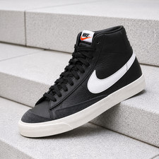 Nike Blazer Mid 77 Vintage Black Sail BQ6806-002  Men's Size New picture