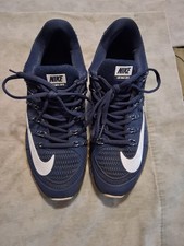 Nike Men’s Low Top Lace-Up Athletic Sneakers Black/White Rubber Outsole picture
