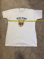 Insane 1970s Vintage Zig-Zag Tee. Incredible condition size L picture