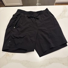 Lululemon License to Train Shorts Mens Medium Unlined Black 7 Inch Running Gym picture