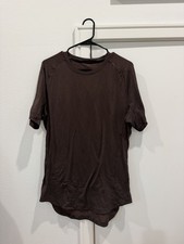 Lululemon License To Train T-Shirt (Dark Red/Brown), Sz Large picture
