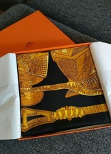 HERMES Carre 90 ARMETS en PANACHE Scarf Women Authentic picture