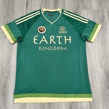 BoxLunch Exclusive Avatar: The Last Airbender Earth Kingdom Jersey Green Men’s M picture