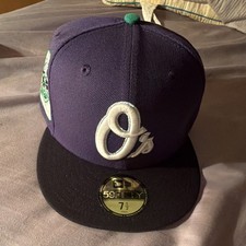 Unreleased New Era 59FIFTY Fitted Baseball Cap Purple Black  Unisex Adult 7 1/2 picture