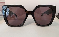 GUCCI BLACK WOMEN'S SUNGLASSES picture