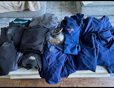 FIGS & Grey's Anatomy by Barco Unisex XL. Navy/Black Solid. $45.00 a set. picture