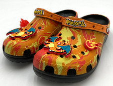 Pokémon x Crocs Charizard Classic Men's 9 / Women's 11 Fire Orange Clogs NIB picture