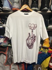 Original Fake Kaws Very Rare 2006 Middle Finger Skull Hand Shirt picture