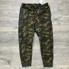 Nike Tech Fleece Camo Jogger Pants Size XL  Kids Youth Green Black $100 picture