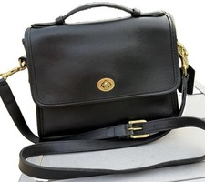 Vintage Coach Court Bag (9870)  Black Glovetanned Leather Crossbody / Satchel picture