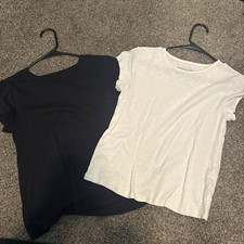 Aeropostale Seriously Soft Lot of 2 Women's T-Shirts S Black/White Crew Neck picture
