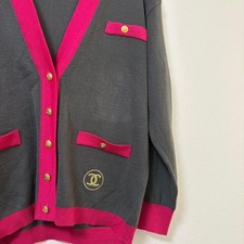 USED FINAL PRICE: VINTAGE CHANEL CARDIGAN VERYGOOD picture