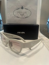 NEW: PRADA B09SF SUNGLASS-Creme Frame/LIGHT LENS-100% AUTH Nvr Worn picture