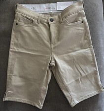 Liz Claiborne Sara Short Mid-Rise Shorts Size 4 Khaki Beige 10” Inseam picture
