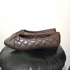 CHANEL Brown Quilted Leather Ballet Flats CC Logo Bow Slip-On Women 40C EU picture