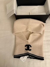 Chanel Cashmere Hat Balaclava Headwear Light Beige/ Black CC Logo SOLD OUT 26K picture