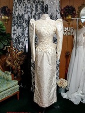 Vintage 100% Hand Woven Silk High Collar Long-sleeve Lace Wedding Dress picture