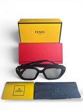 Women’s Fendi FF6202 Sunglasses Oversized Black Gold Logo Designer Geometric picture