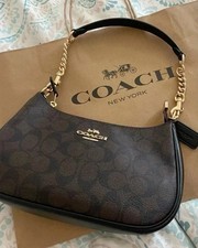 COACH CA548 Teri Shoulder Bag In Signature Canvas/Gold/Brown picture
