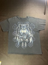 Vintage Wolf Dreamcatcher Graphic T-Shirt Short Sleeve Black picture