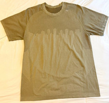 Lululemon T-Shirt Mens Large Beige Green Metal Vent Tech Shirt picture