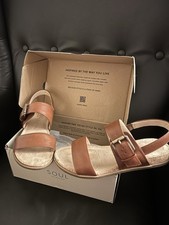 Naturalizer Soul Sandals 7.5 W Only Worn Once & In Original Box picture