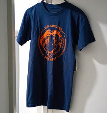 YETI Men's Graphic Logo T-Shirt Blue Short Sleeve Crew Neck Size S picture