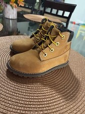Timberland Kids' 6-inch Boot Size 10.5 Brown Suede picture