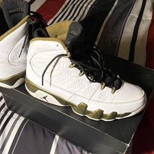 Jordan Air Jordan 9 Retro Statue 2015 White/Black Green Men's US 9.5 302370-109 picture