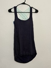Lululemon Free to be Wild Women’s Navy Racerback Athletic Tank Scoop Neck Size 6 picture