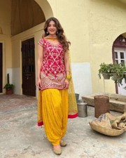 Punjabi Wedding Wear Vichitra Silk Patiala Suit For Ethic Indian Wear Collection picture