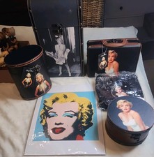 Lot of 7 Marilyn Monroe Collectable: Trinket Box, Shoulder Bag, Wine Case,Poster picture