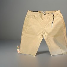 O.S.C. Women’s Beige Bermuda Shorts Size 22 Plus Stretch 5-Pocket Mid Rise picture