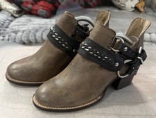 Brand New- Freebird By Steven Colton. RARE FIND. size 7. picture