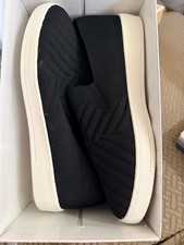Sonoma Goods For Life Women's Black Slip On Sneakers Size 11 Catahoula Knit picture
