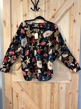 Jodifl Women's Floral Blouse Size Small NWT picture