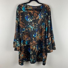 Catherines Dream Drape Bell Sleeve Top Size 3X Black Floral 3/4 Sleeves Stretch picture
