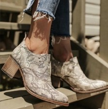 FREEBIRD Steven Sadie Snake Print White Ankle Boot Booties Shoes Women’s 11 NEW picture