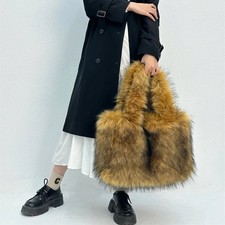 New Temperament Women's Handbag Commuter Fur Large-capacity Plush Bag Luxury Sho picture