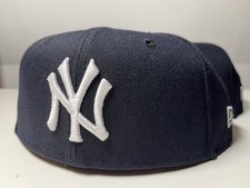Yankee Hat No Brim - Fitted - New Era 59Fifty - Size 7 1/2 picture