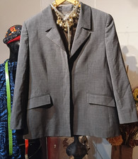 Revedi blazer jacket picture